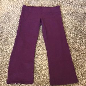 Athleta plum workout capris